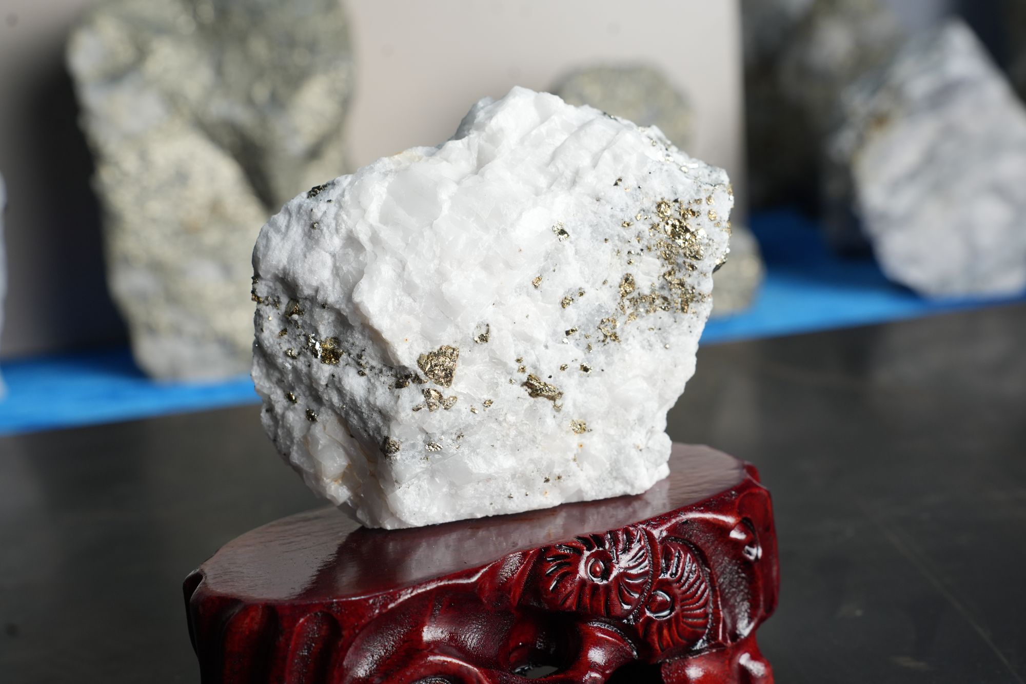 河南灵宝金矿石原石办公室商务会所馈赠摆件