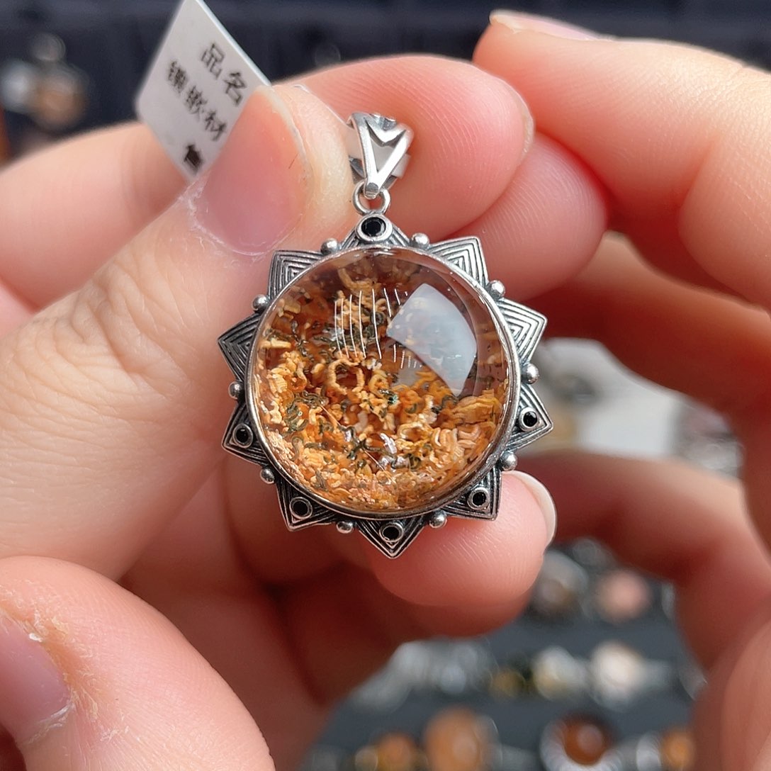 水晶颈饰银S925镶嵌111111