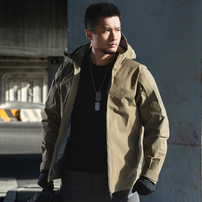 【龙牙】战之虎鲨战术冲锋衣户外登山休闲耐磨防风保暖百搭男士外套