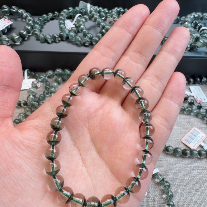 水晶手链未镶嵌?****?天然