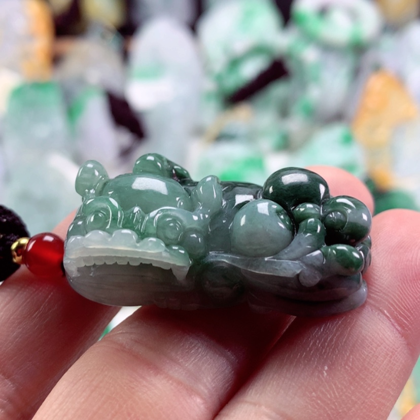 【闪购商品】翡翠吊坠(不含链)未镶嵌