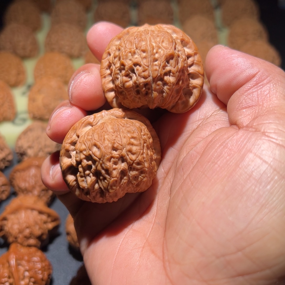 文玩核桃吊坠麻****?血麒麟42