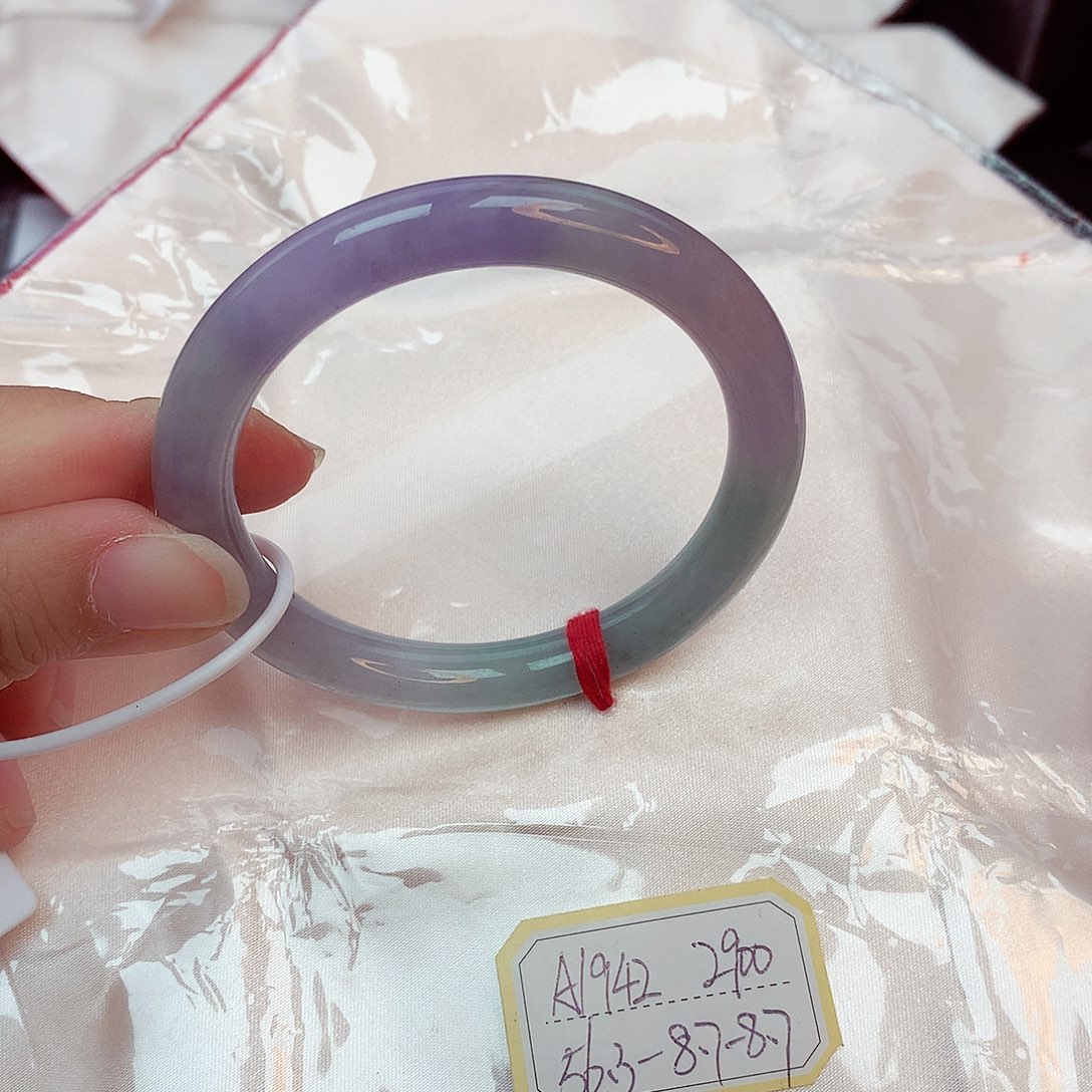 翡翠未镶嵌手镯缅甸翡翠