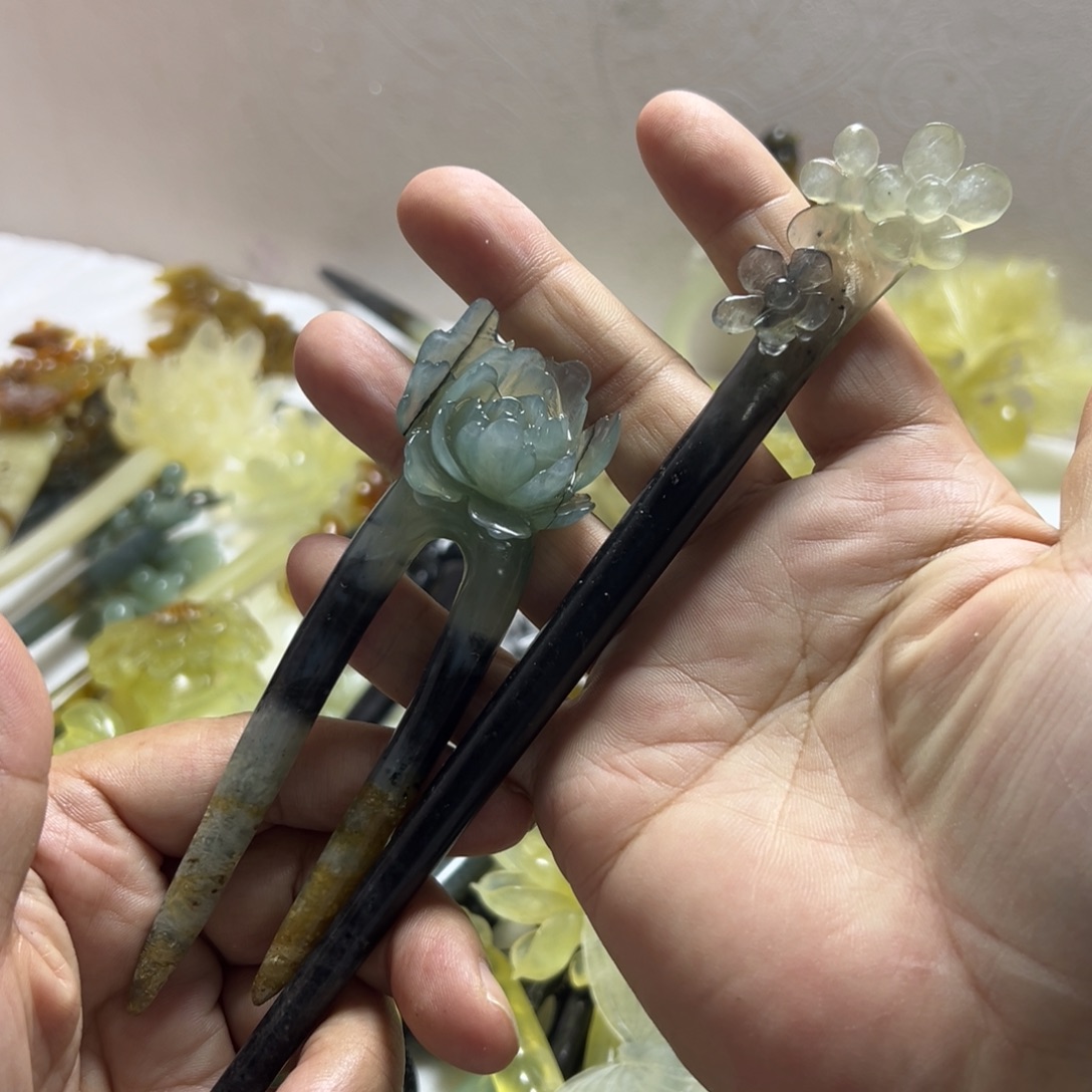 蛇纹石玉未镶嵌发饰