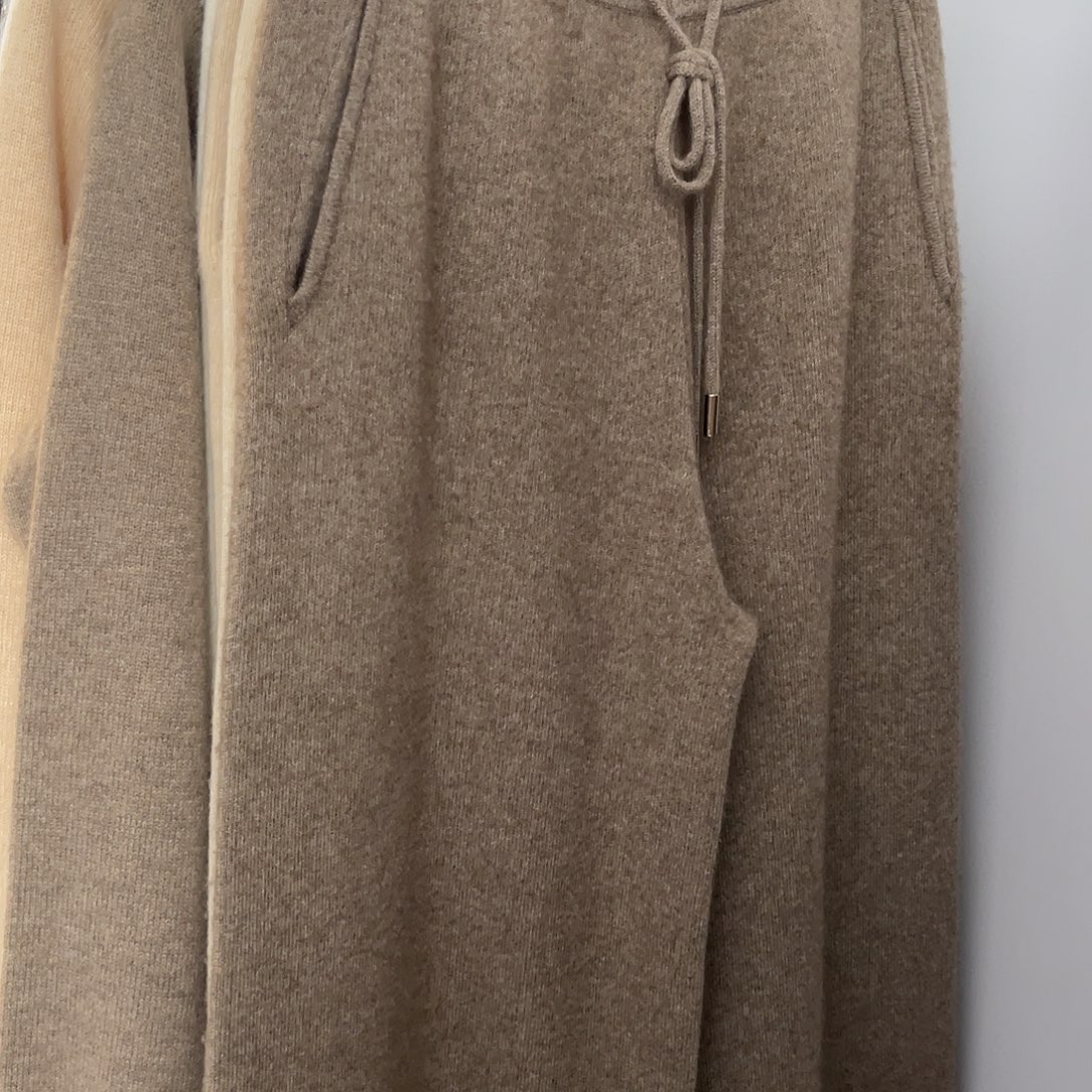 经典百搭羊绒阔腿裤