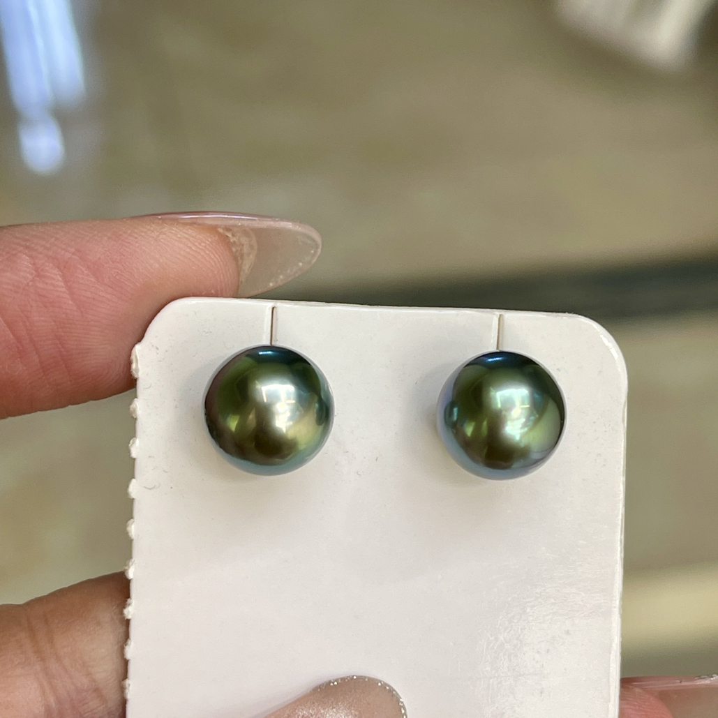 18K金大溪地海水珍珠耳钉