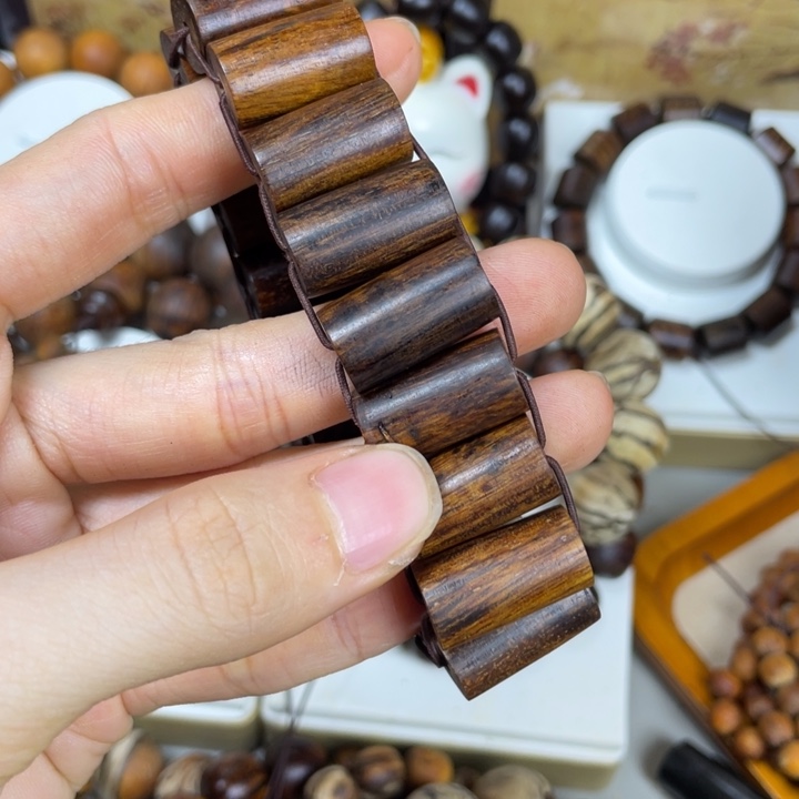 贡木其他小瑕疵，坦克连30块