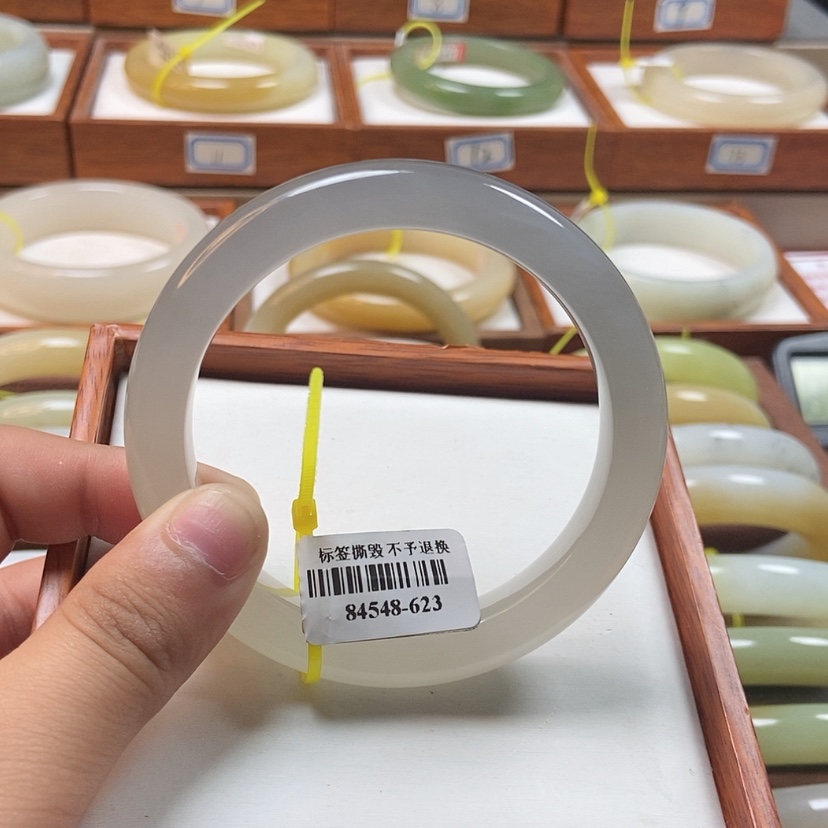 【闪购商品】和田玉手镯未镶嵌