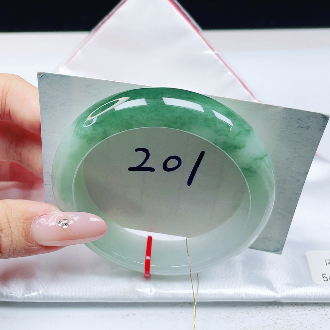 翡翠未镶嵌手镯 轮胎镯56+