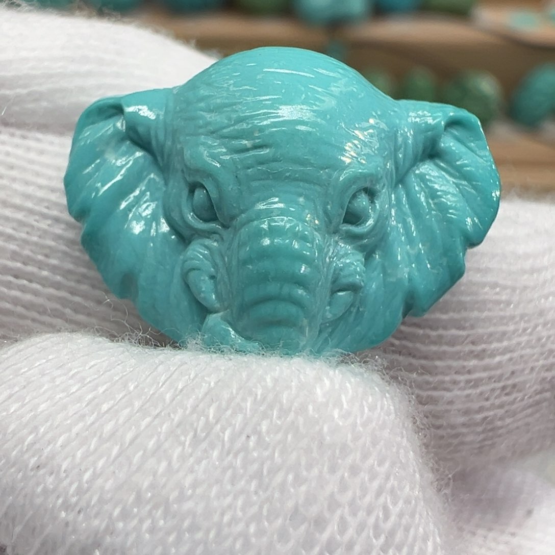 绿松石配饰未镶嵌