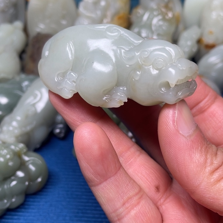 颈饰未镶嵌和田玉終****提