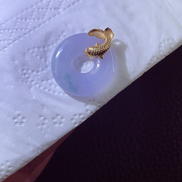 翡翠18K金镶嵌颈饰翡翠