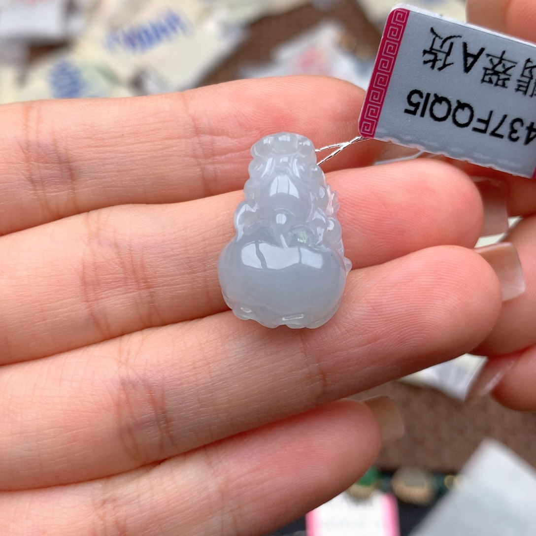 未镶嵌挂件翡翠…..