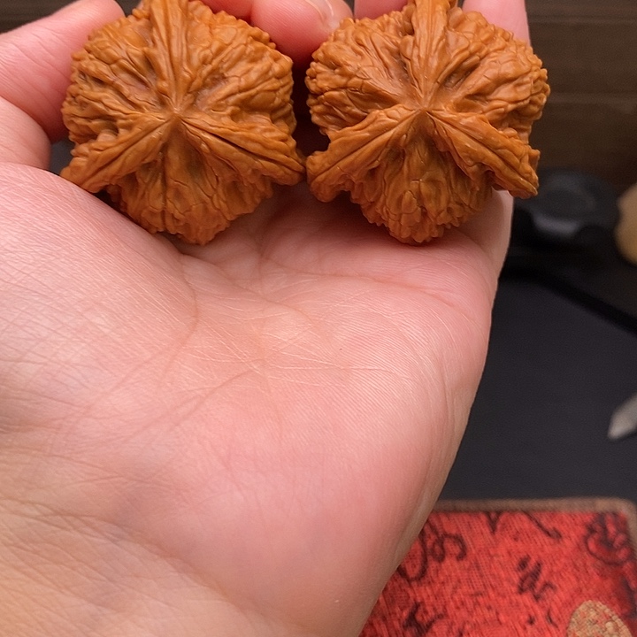 泰***视把件文玩核桃白奔
