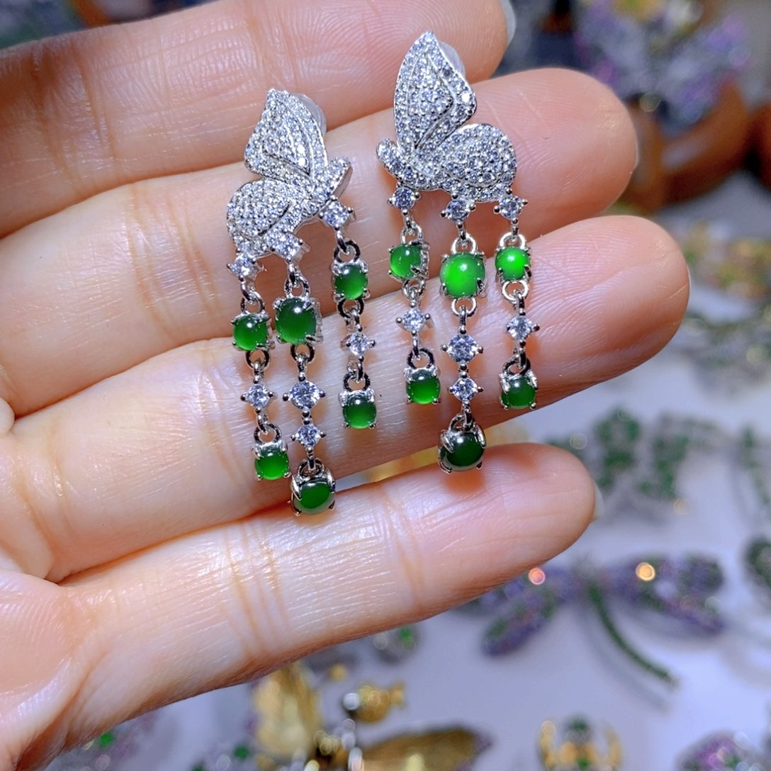 翡翠颈饰合金天然翡翠