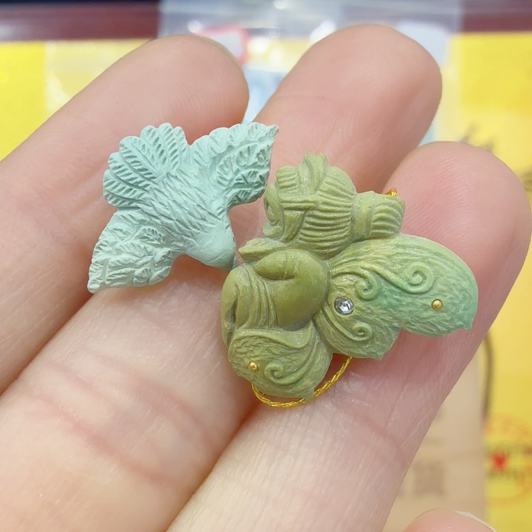 蓝***星绿松石未镶嵌珠宝奇石