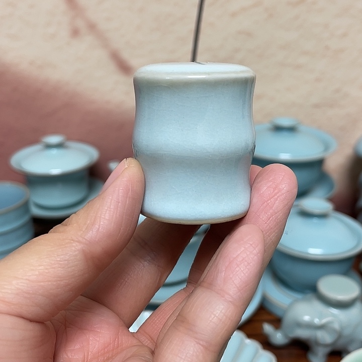 摆件天青竹节盖置蝉翼纹