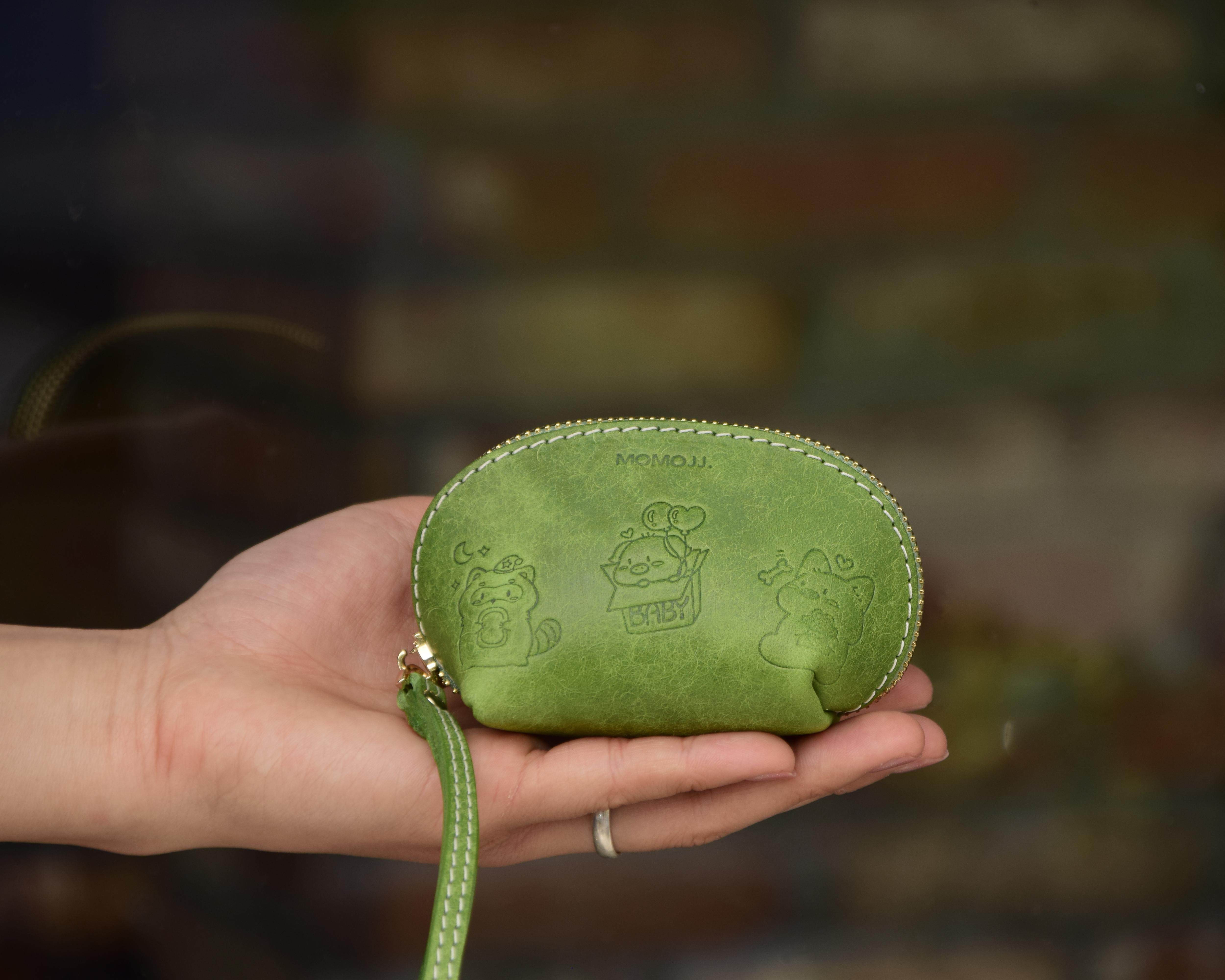 大峰皮堂小猪元宝收纳包零钱包女时尚简约女士ins高档个性真皮