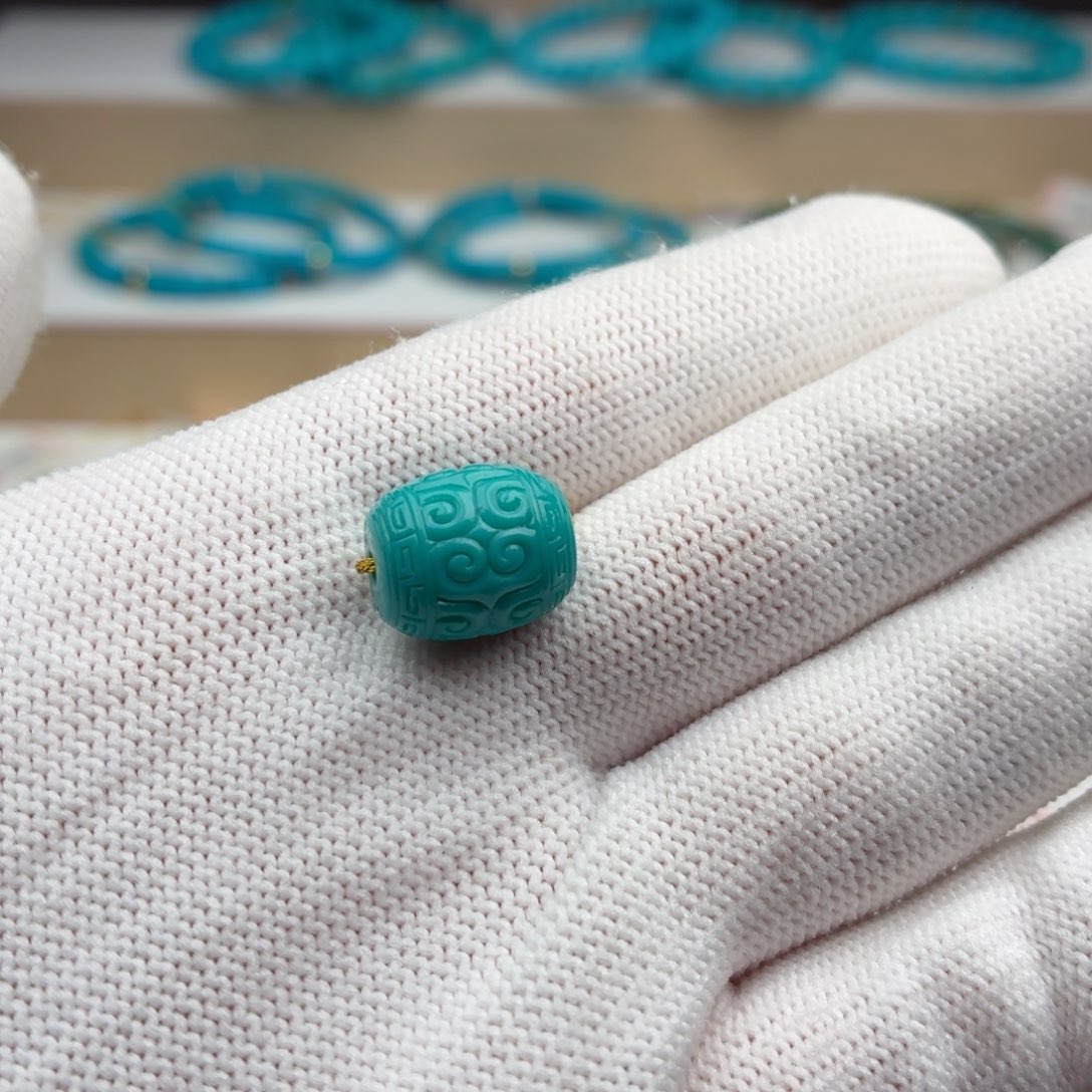 未镶嵌绿松石珠宝奇石