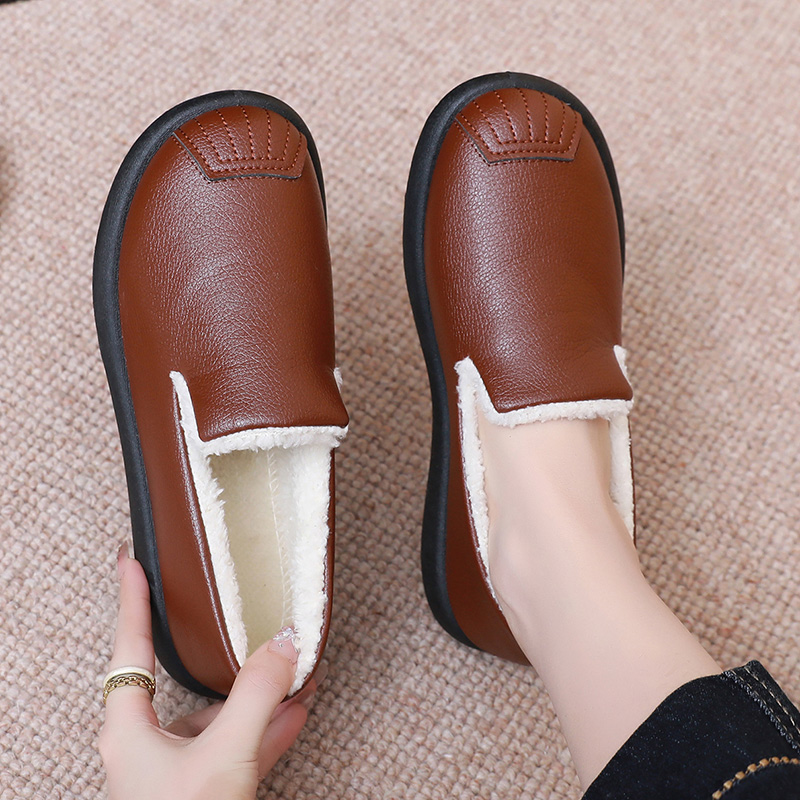 冬季防水加绒中老年人棉鞋防滑加厚保暖休闲妈妈鞋室内外女棉鞋