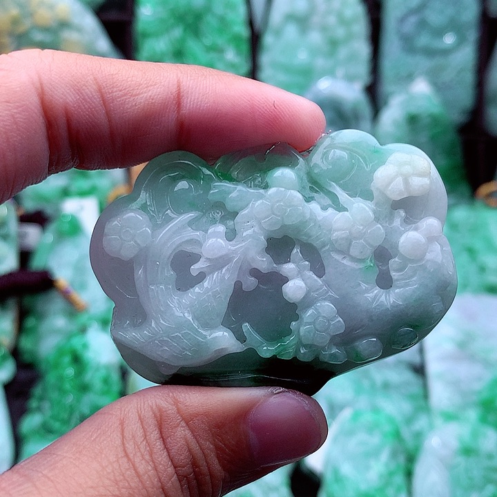翡翠吊坠(不含链)未镶嵌