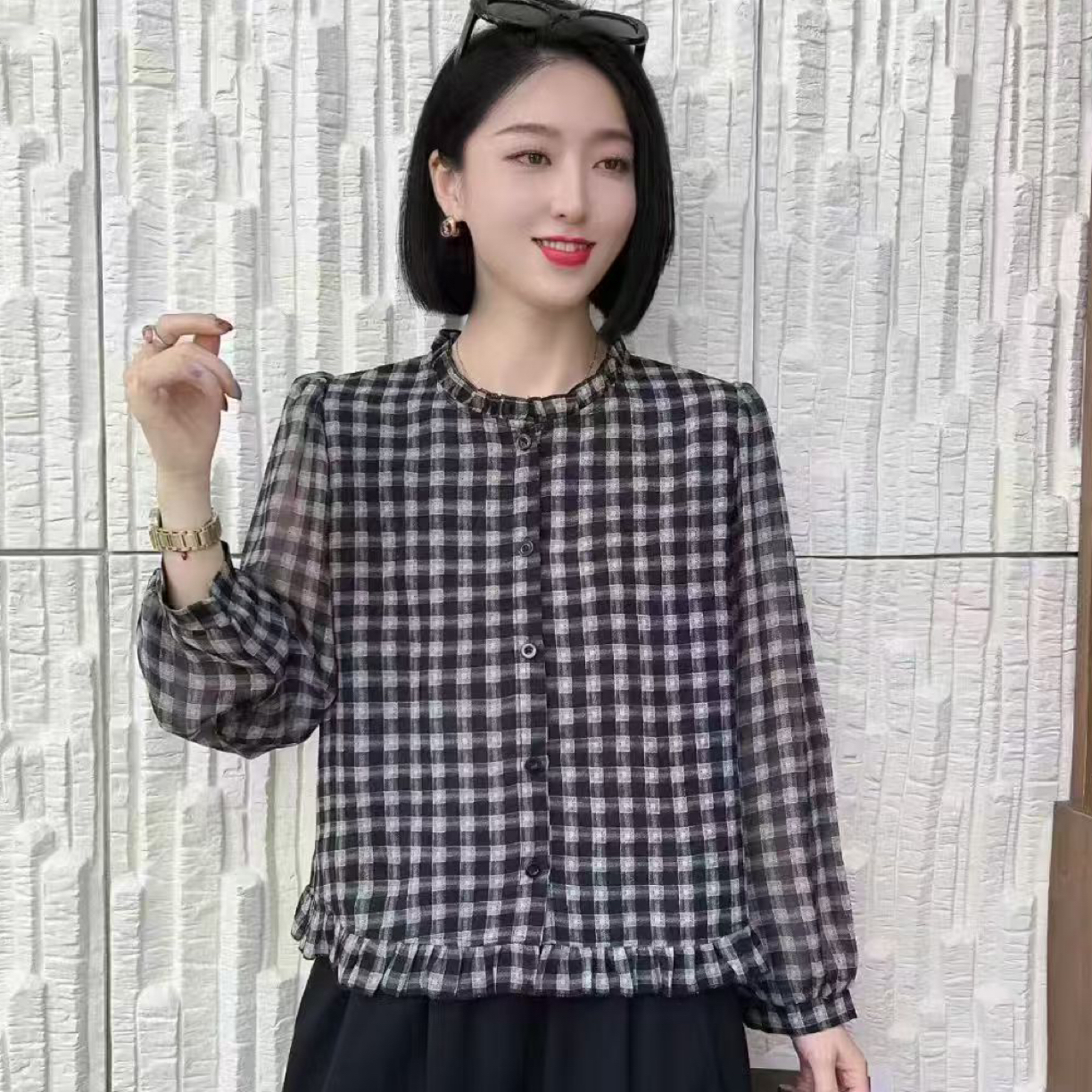 早秋新款时尚洋气宽松减龄女士长袖格子衬衫