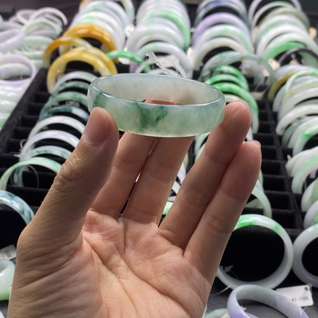 翡翠手镯未镶嵌竹*手镯