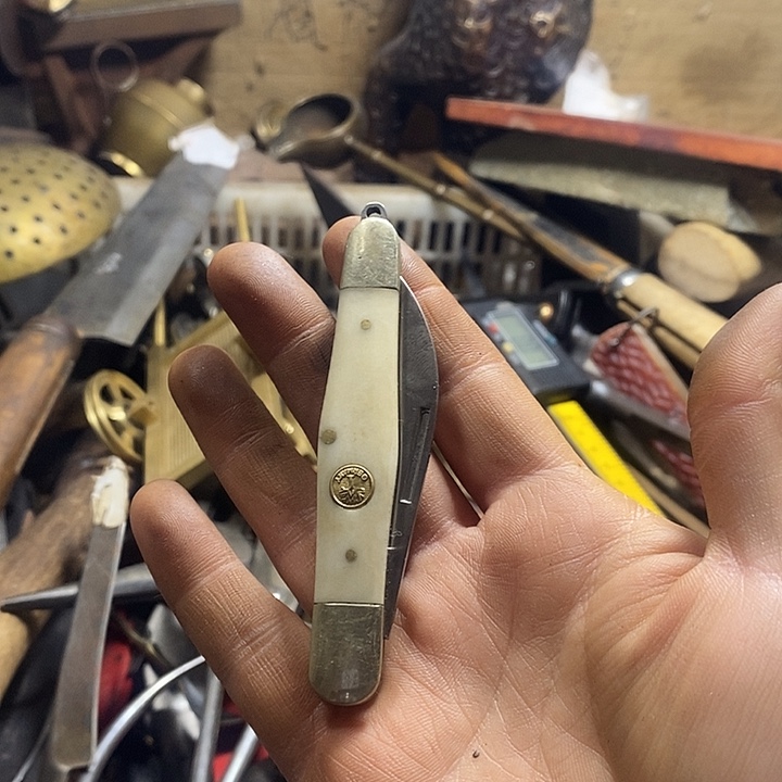 阿***刀户外折叠小到不退不换