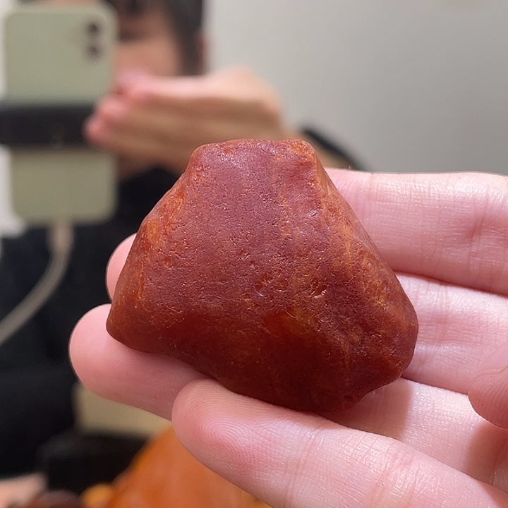 琥珀未镶嵌珠宝奇石全皮矿料