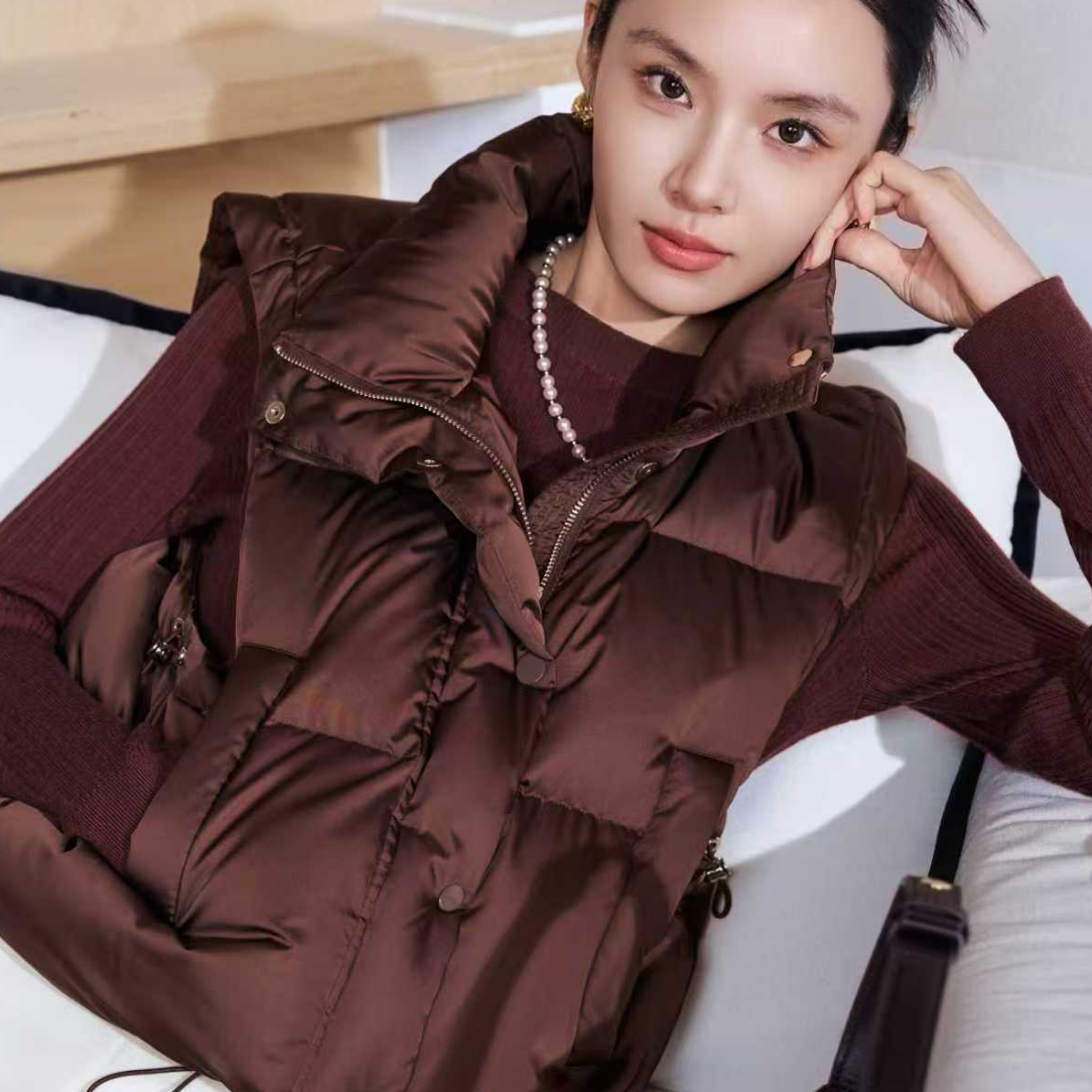 俪妍【LIVELY·YAN】女款冬季马甲休闲40142网红短款洋气秋冬马夹