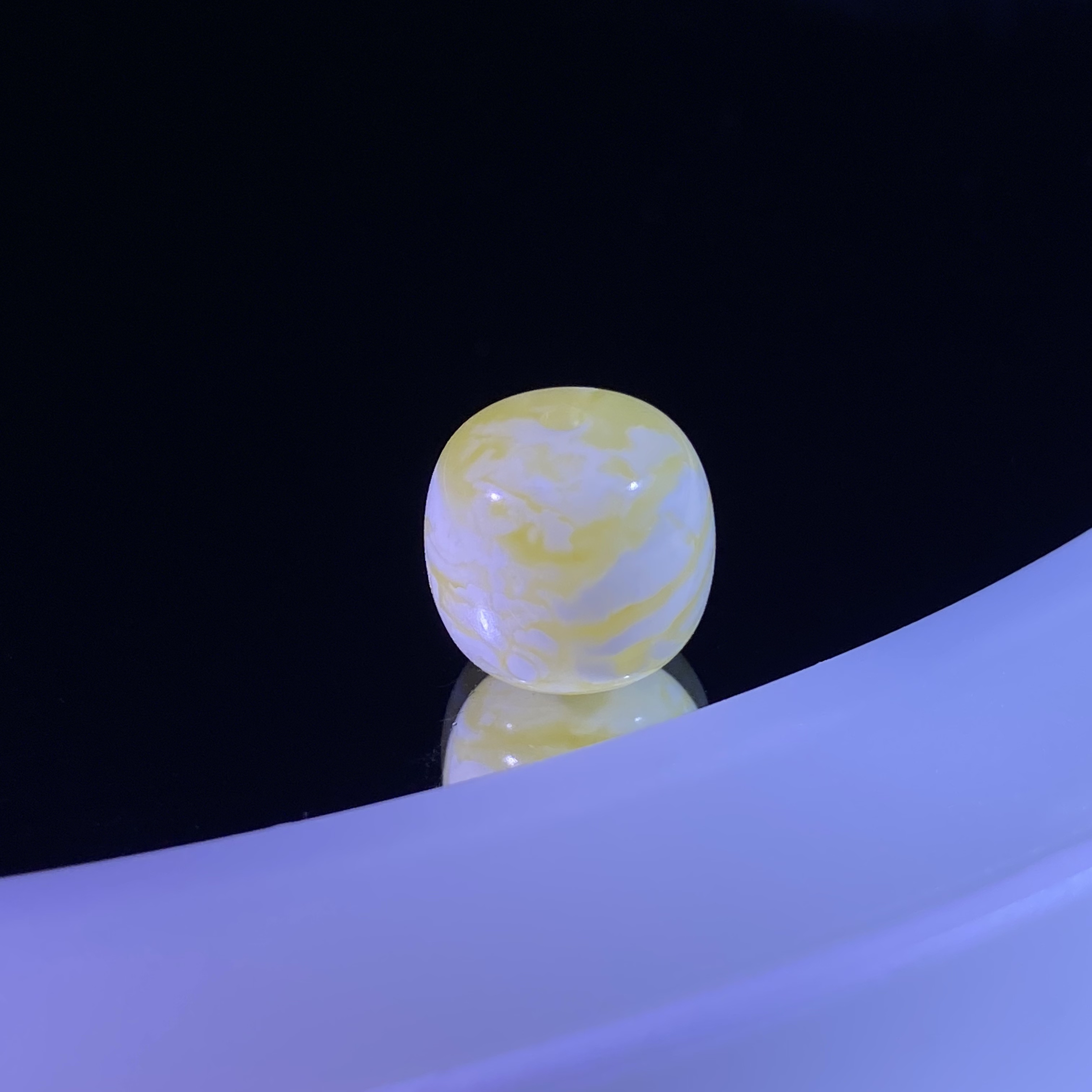 10.3mm金瓷白虎皮千层雪蜜蜡老型 千层雪妖孽