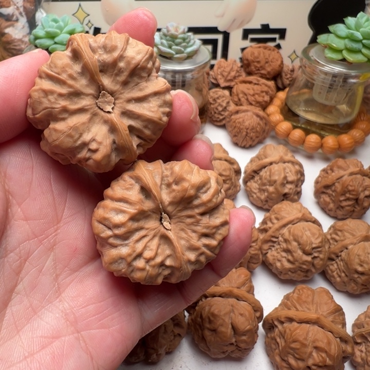 灵***体吊坠文玩核桃精品蛤蟆