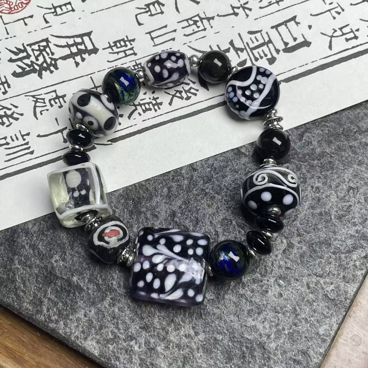合金手链 LZ6977-1黑白条纹琉璃手链 盒