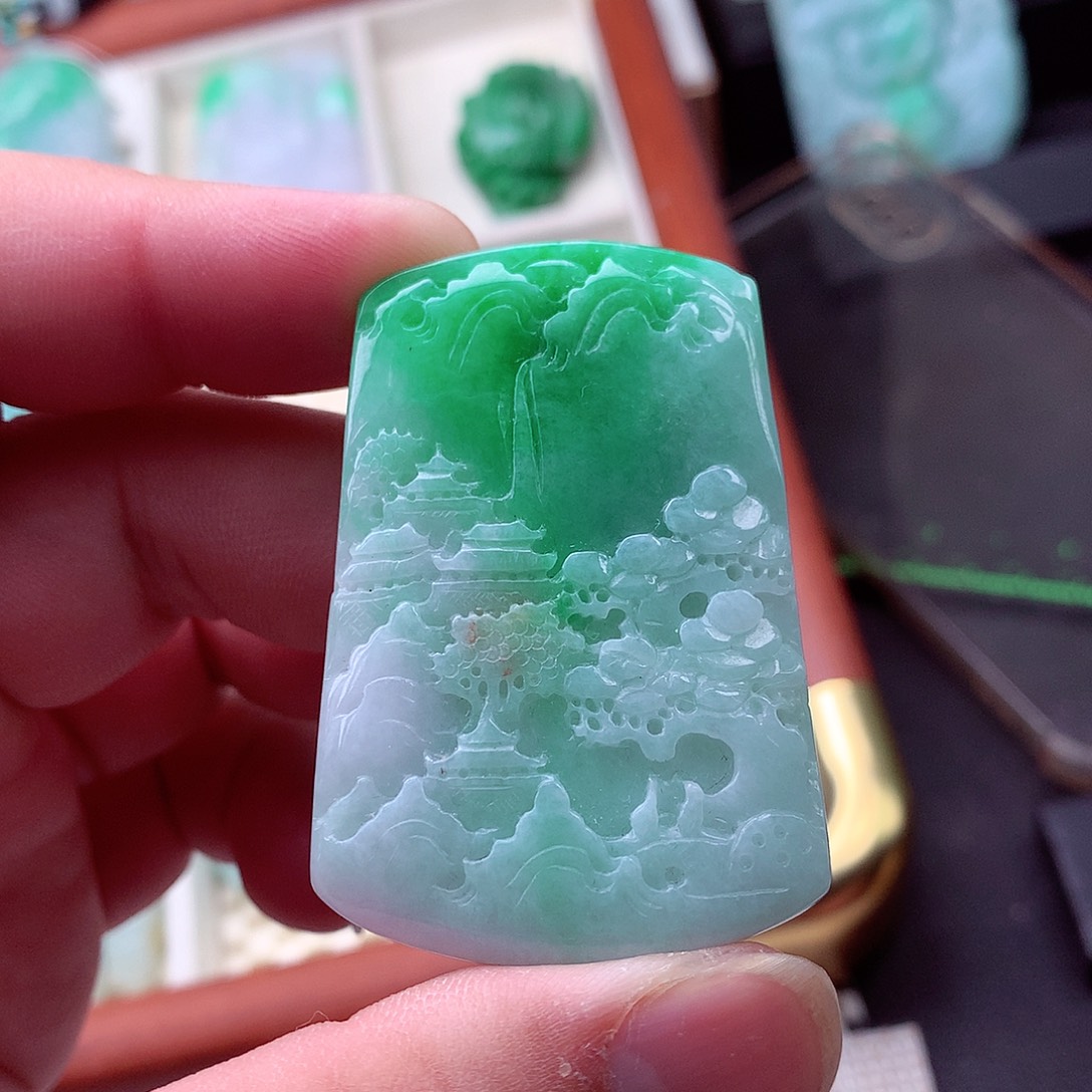 翡翠未镶嵌吊坠(不含链)