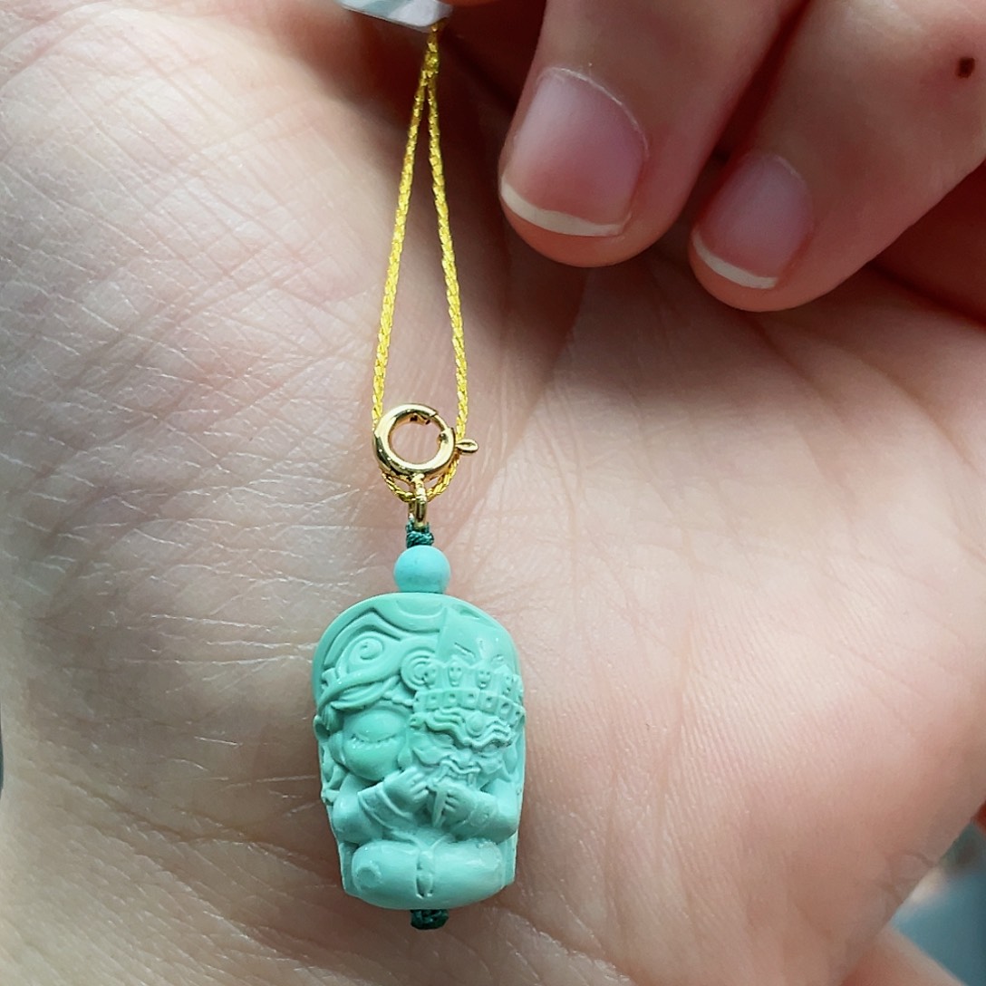 绿松石颈饰未镶嵌