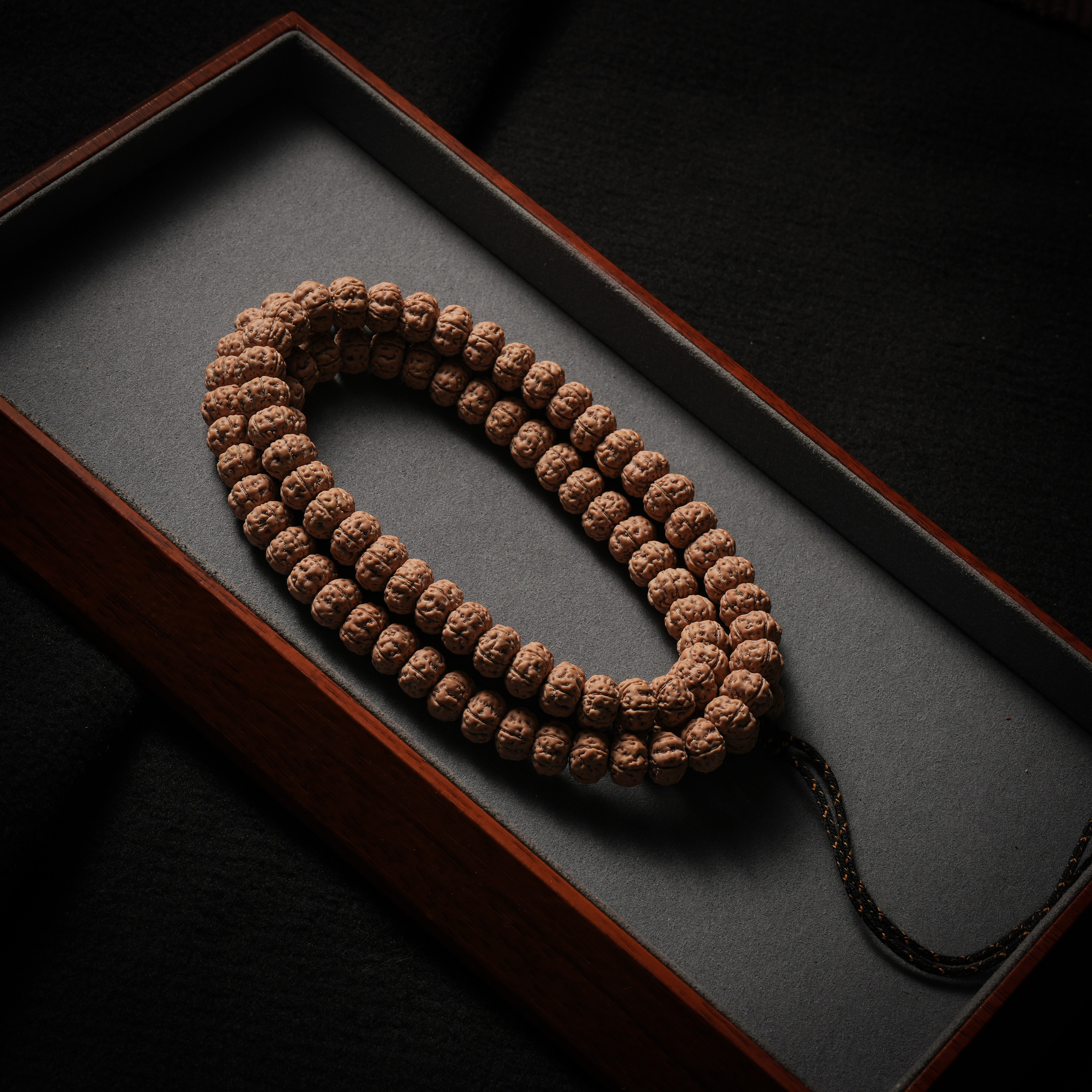 福尚缘定制级〖神秘壹号〗精选精挑老树王小金刚菩提手串矮桩闷墩