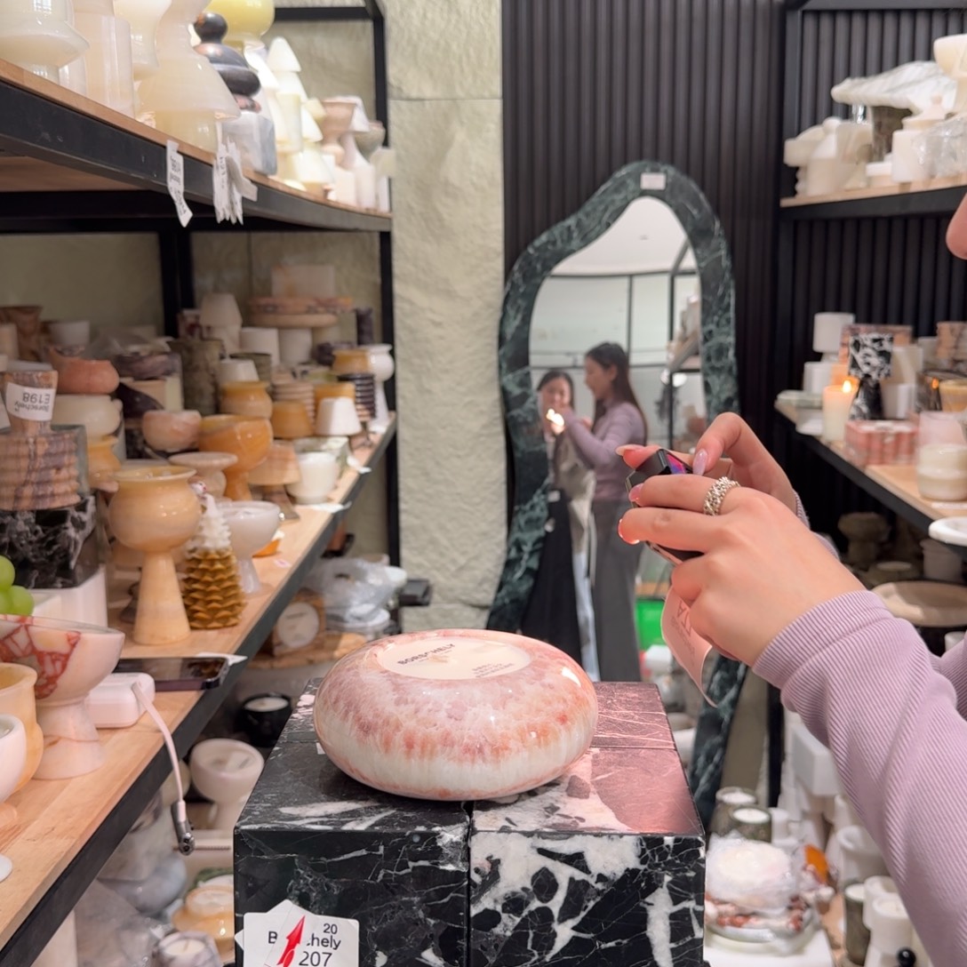 大理石A77。关机。   