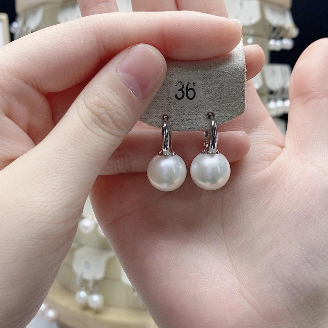 淡水珍珠银S925镶嵌耳饰