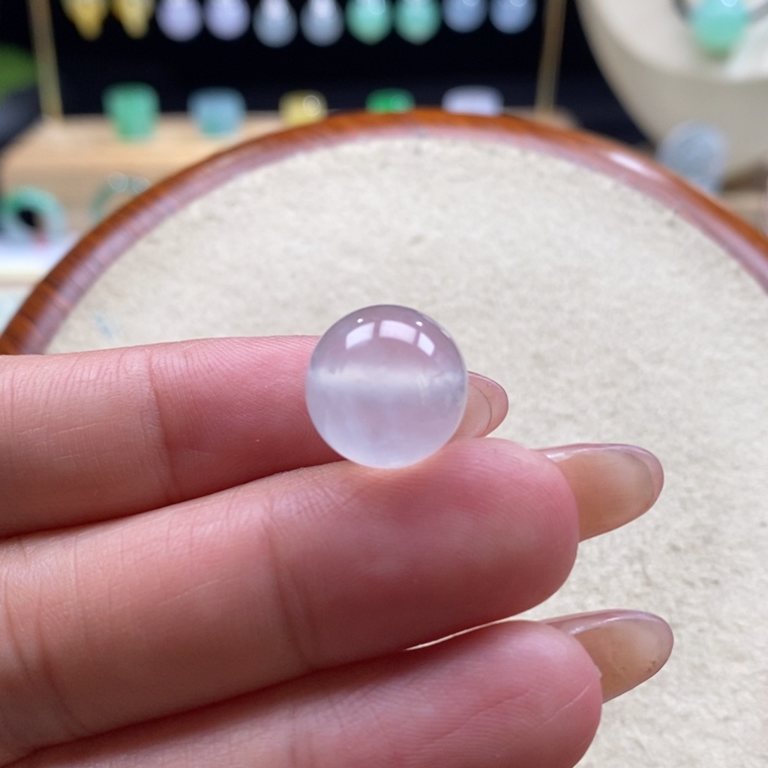 翡翠颈饰未镶嵌翡翠高冰茶珠卡13m