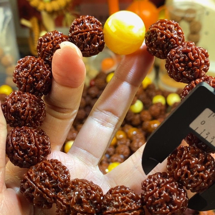 金刚菩提手串206玉化黄