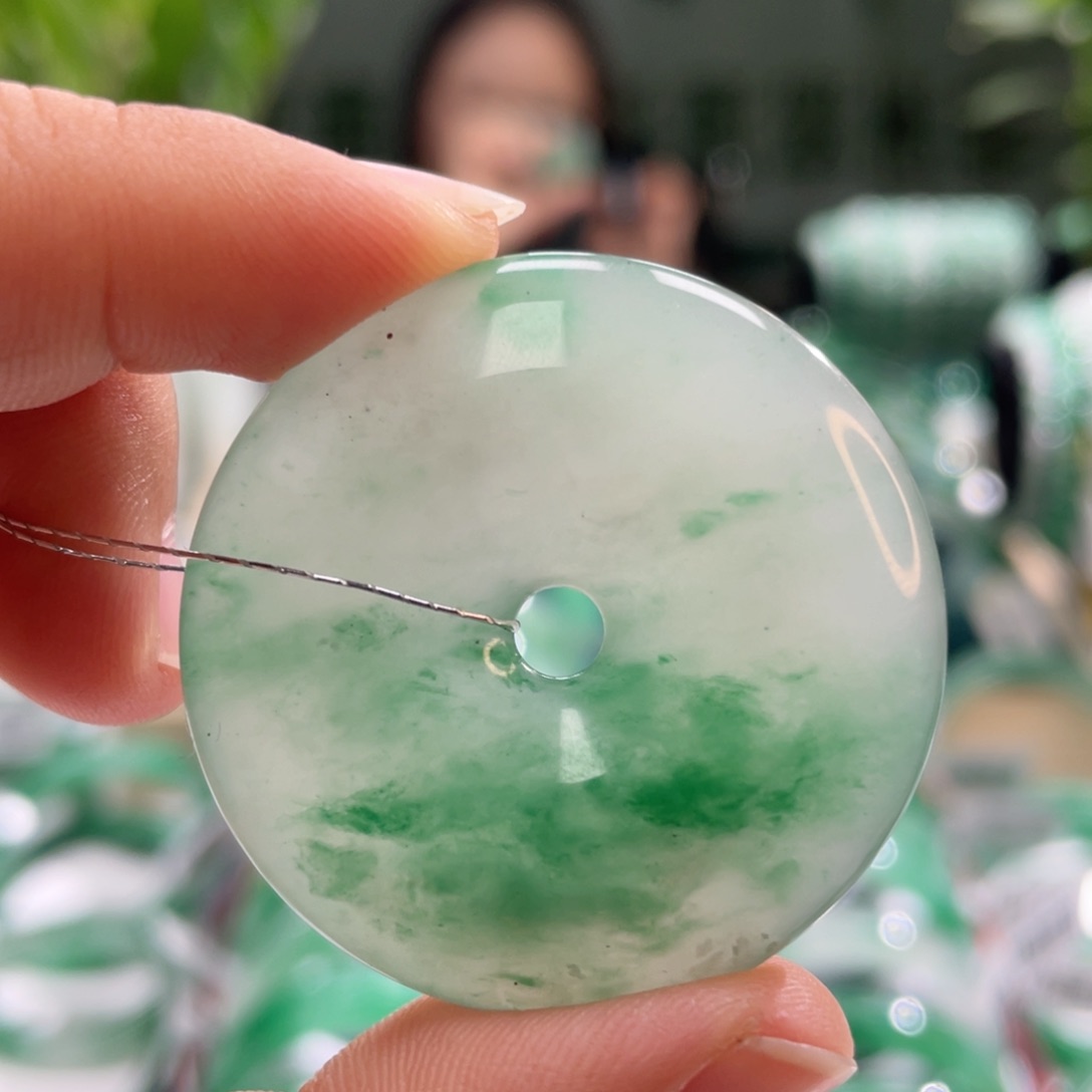 石英质玉颈饰未镶嵌