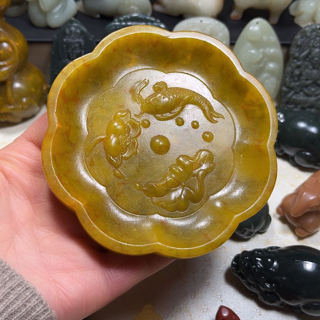 白玉菩提吊坠白玉菩提吊坠