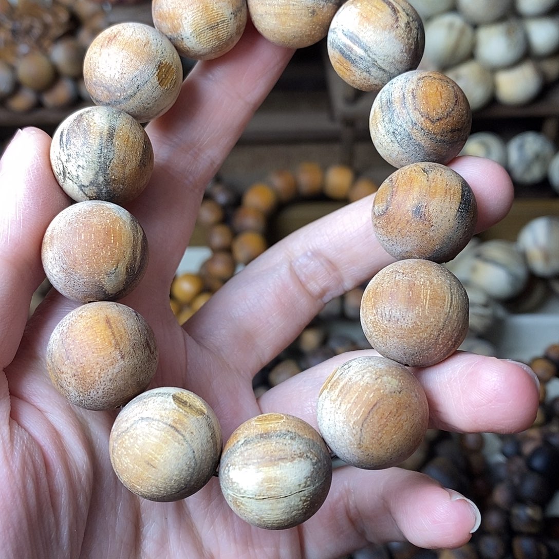 贡木1.8规格瑕疵贡木