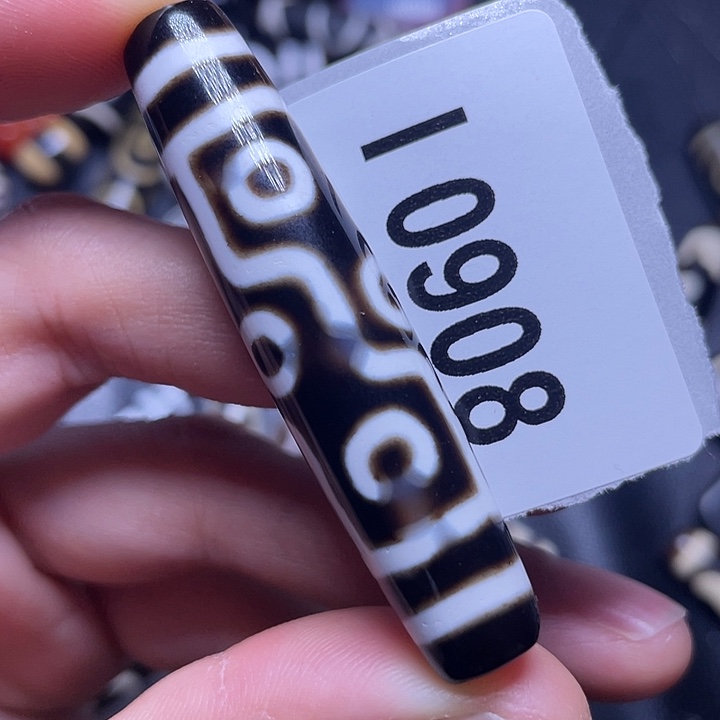 玛瑙/玉髓颈饰未镶嵌瑕疵