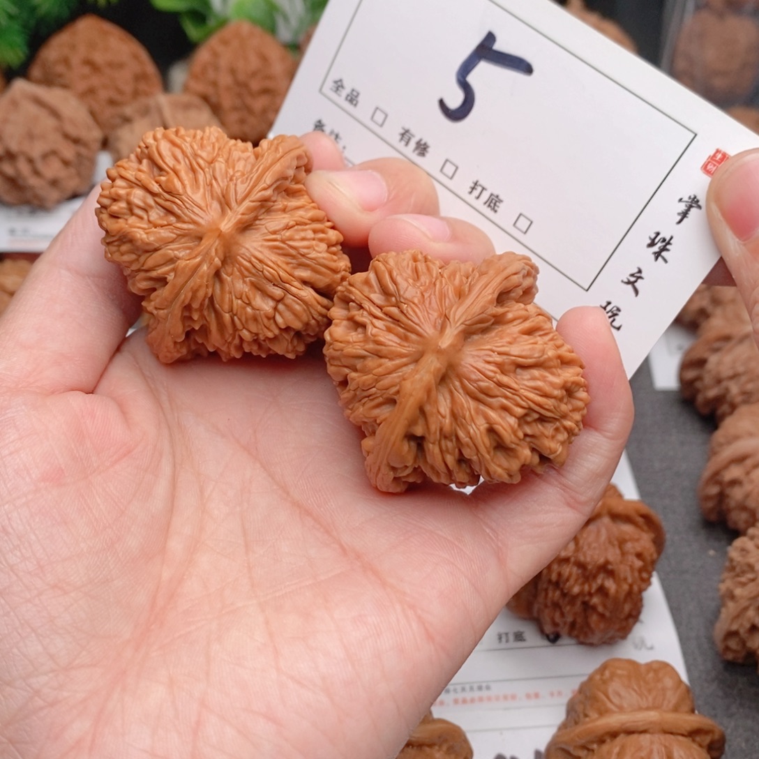 文玩核桃吊坠42楼子5