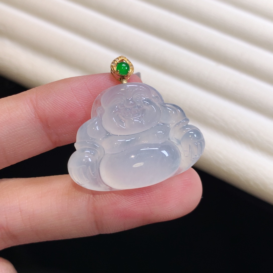 翡翠颈饰18K金镶嵌佛