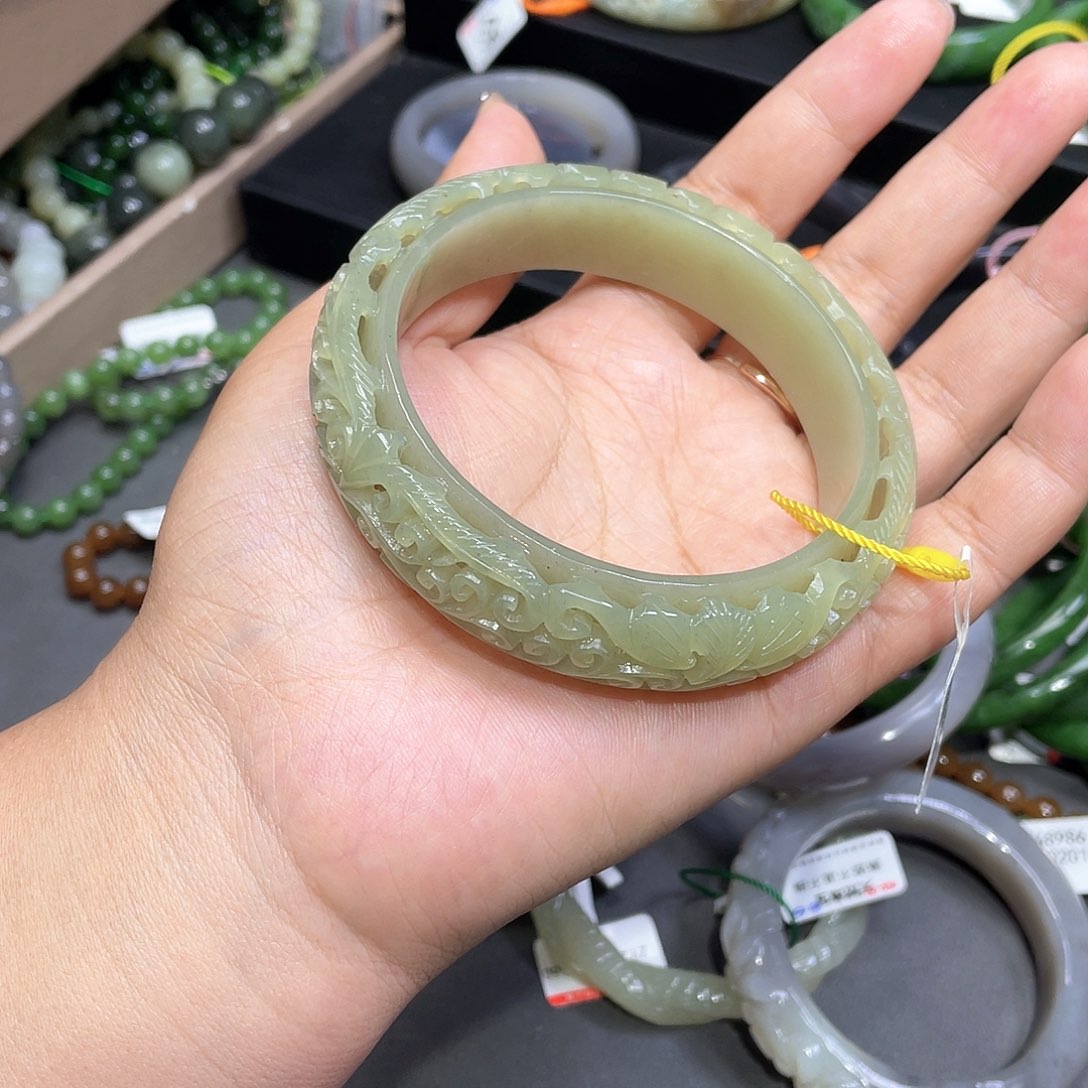 和田玉手镯66圈口103未镶嵌