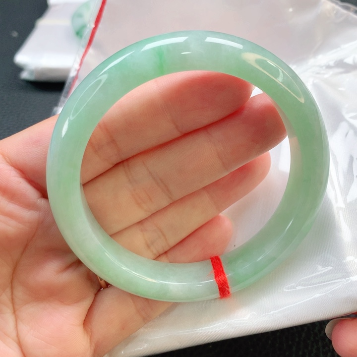 手镯未镶嵌翡翠58正