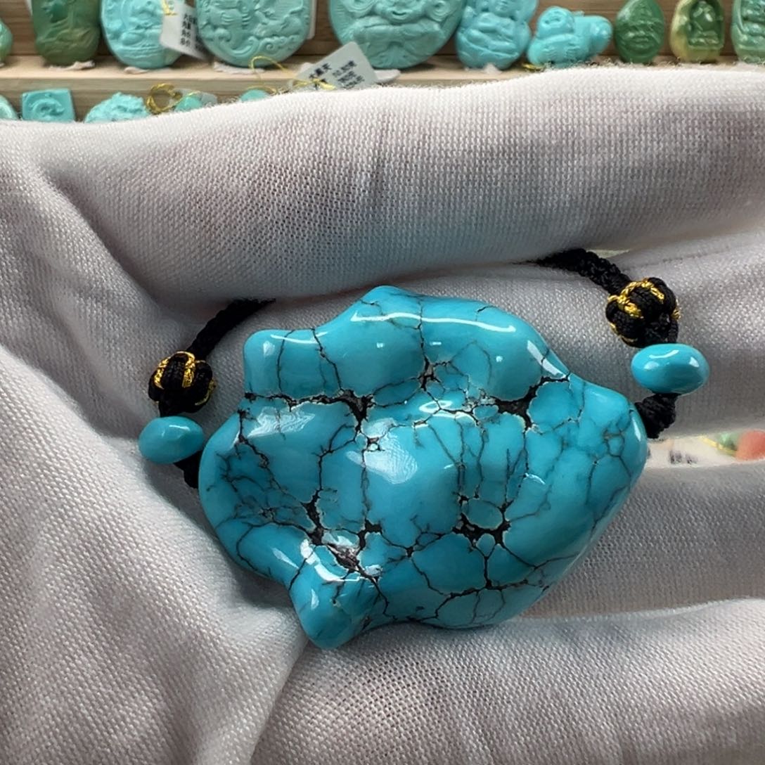 未镶嵌绿松石随形 32mm