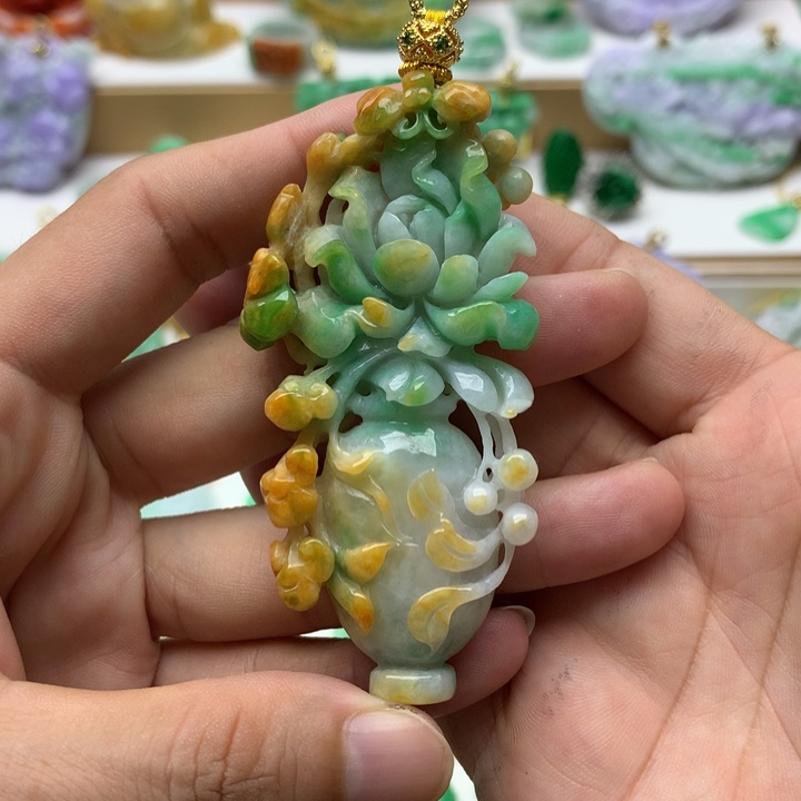 颈饰未镶嵌翡翠翡翠